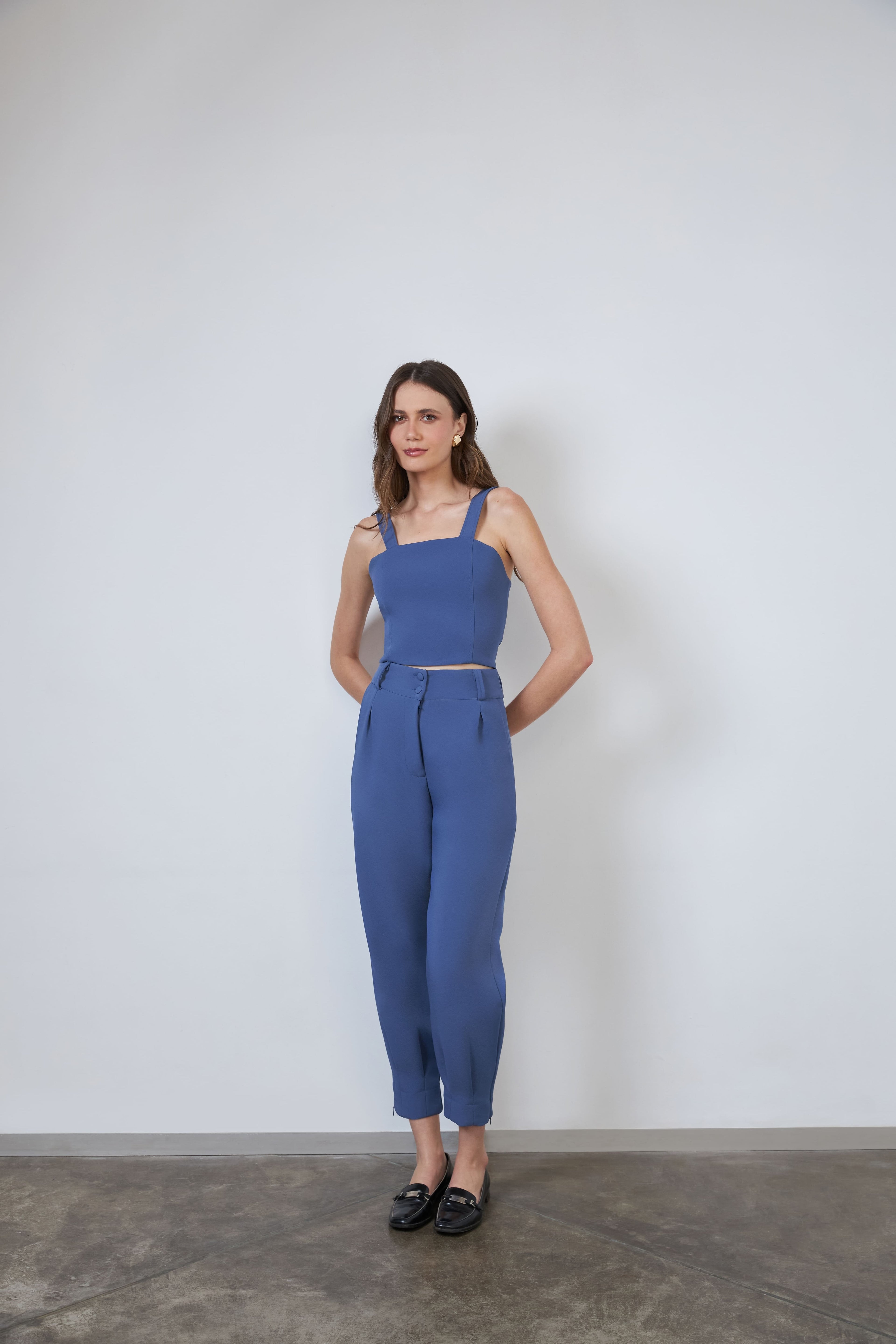 Calça essencial
