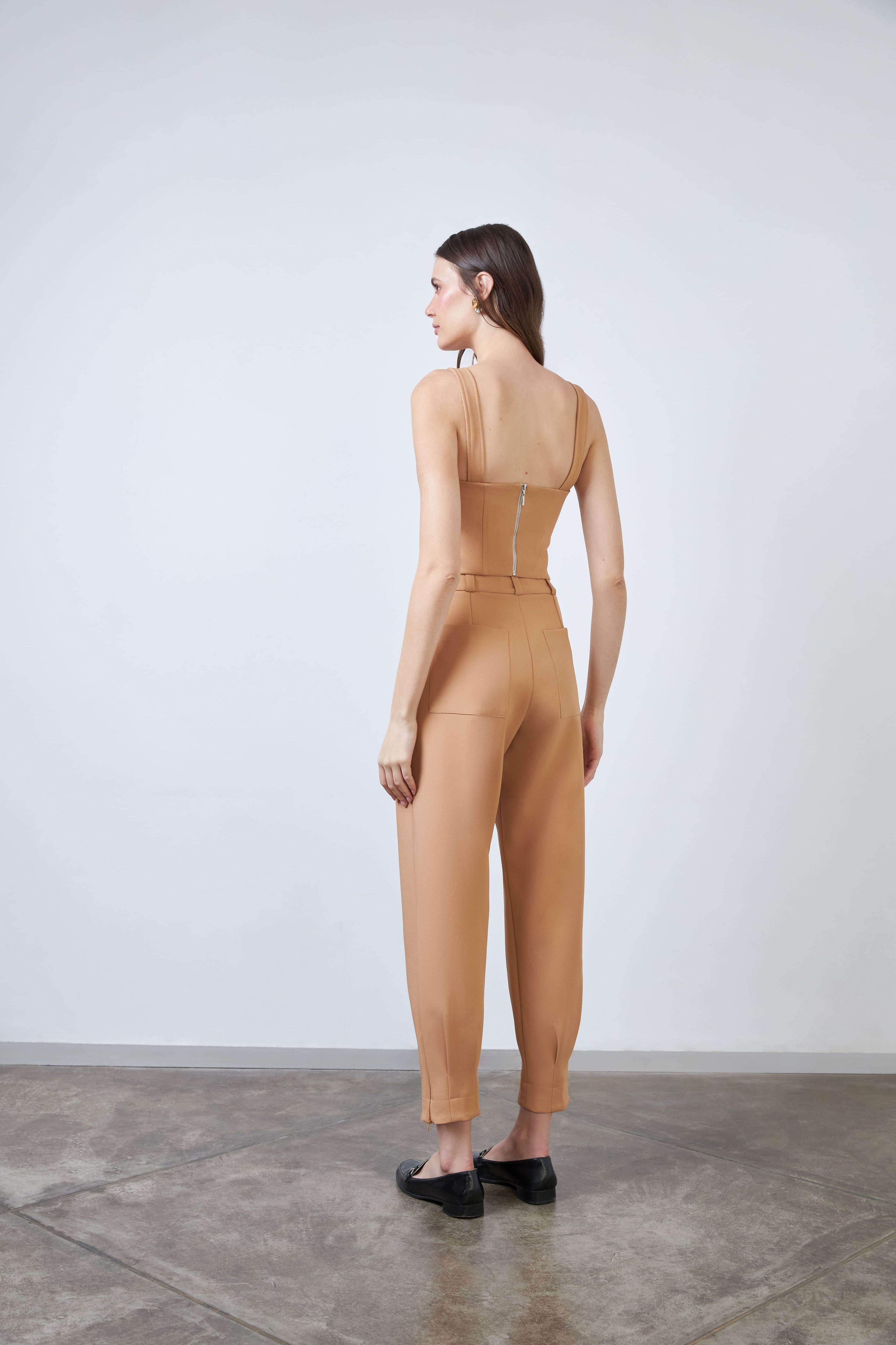 Calça essencial